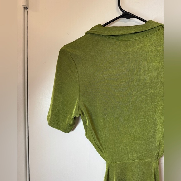 Runaway Claudia Mini Collared Button Front Waist Cut Out Grass Green Dress 6 - Picture 10 of 16